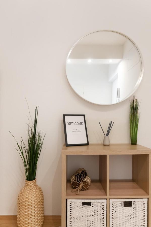 Modern, Bright -close To The Center In A Quiet Area Wien