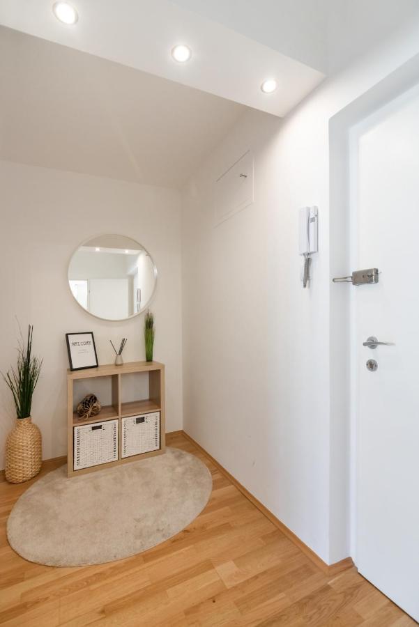 Modern, Bright -close To The Center In A Quiet Area Wien
